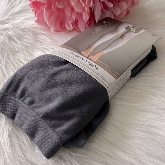 🆕LEMON CUT-OUT ACCENT CITY GIRL MESH LEGGINGS - Picture 8 of 10